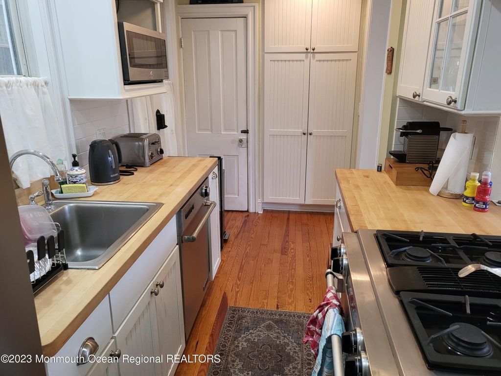 80 Heck Avenue - Photo 18