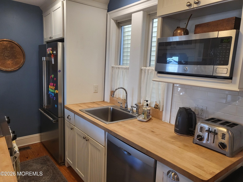 80 Heck Avenue - Photo 17