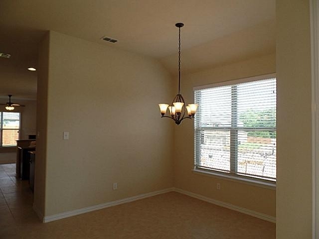 1304 Poplar - Photo 2