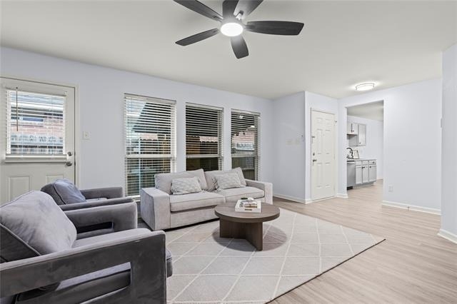3028 Casa Bella Drive - Photo 2