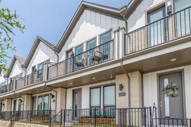 2220 Rook Drive - Photo 0