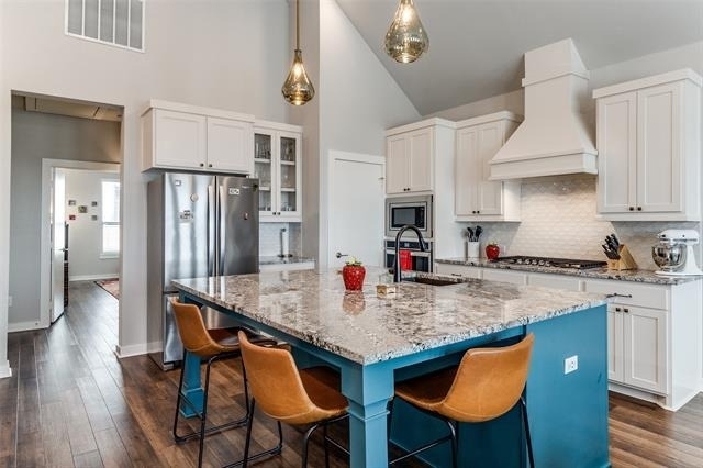 2220 Rook Drive - Photo 4