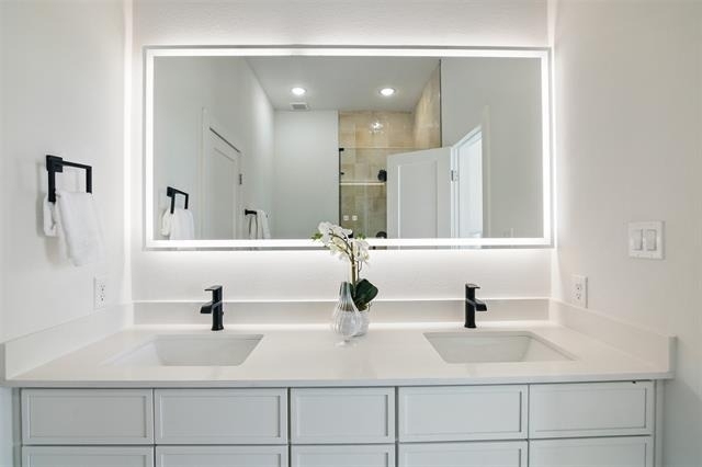 430 E 8th - Photo 20