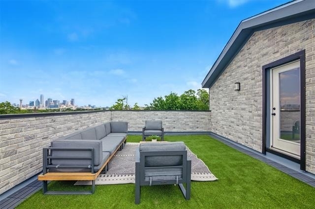 430 E 8th - Photo 24