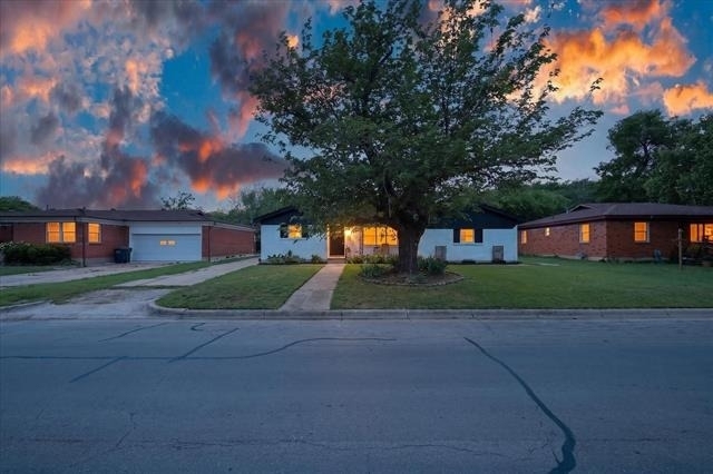 3513 Sheridon Drive - Photo 0