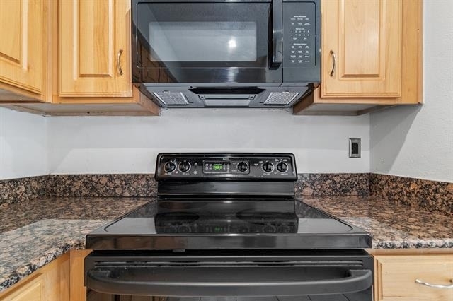5300 Keller Springs Road - Photo 9