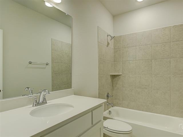 1946 Sweetwater Lane - Photo 18