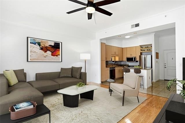 3225 Turtle Creek Boulevard - Photo 4