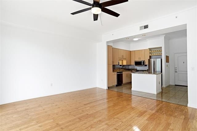3225 Turtle Creek Boulevard - Photo 5
