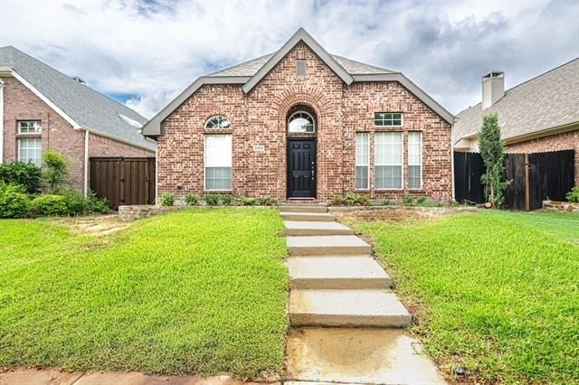 3104 Glen Canyon Drive - Photo 0