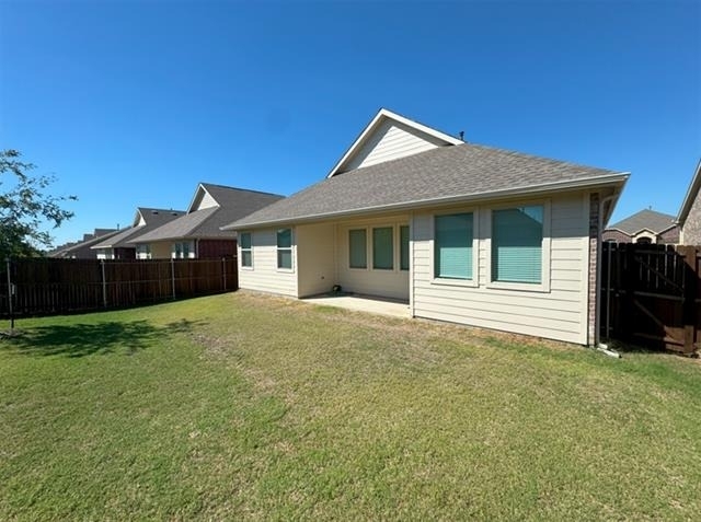1105 Daffodil Street - Photo 29