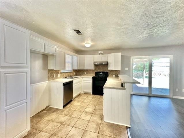 5617 Espanola Drive - Photo 4