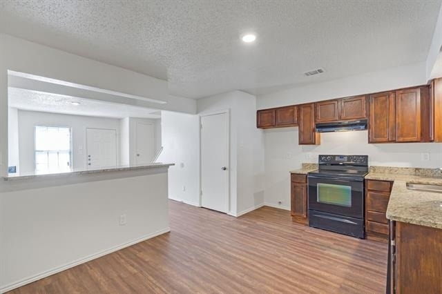 210 Rolston Road - Photo 4