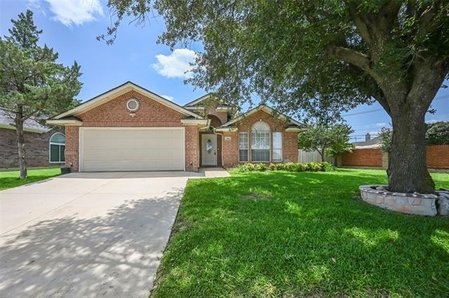 700 N Emma Drive - Photo 0