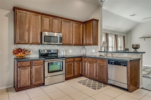 203 Cedar Creek Drive - Photo 7