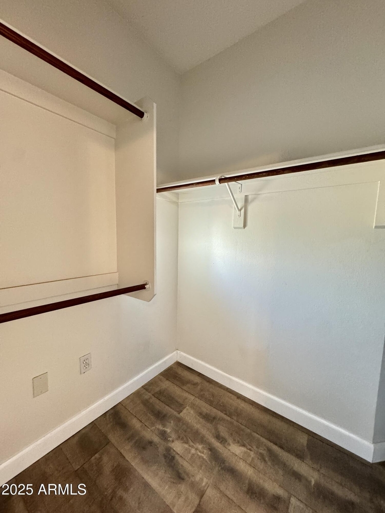1701 E Colter Street - Photo 4