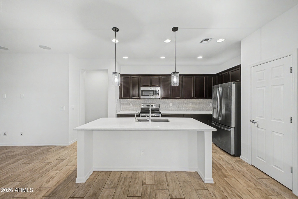 1360 W Joshua Tree Avenue - Photo 12