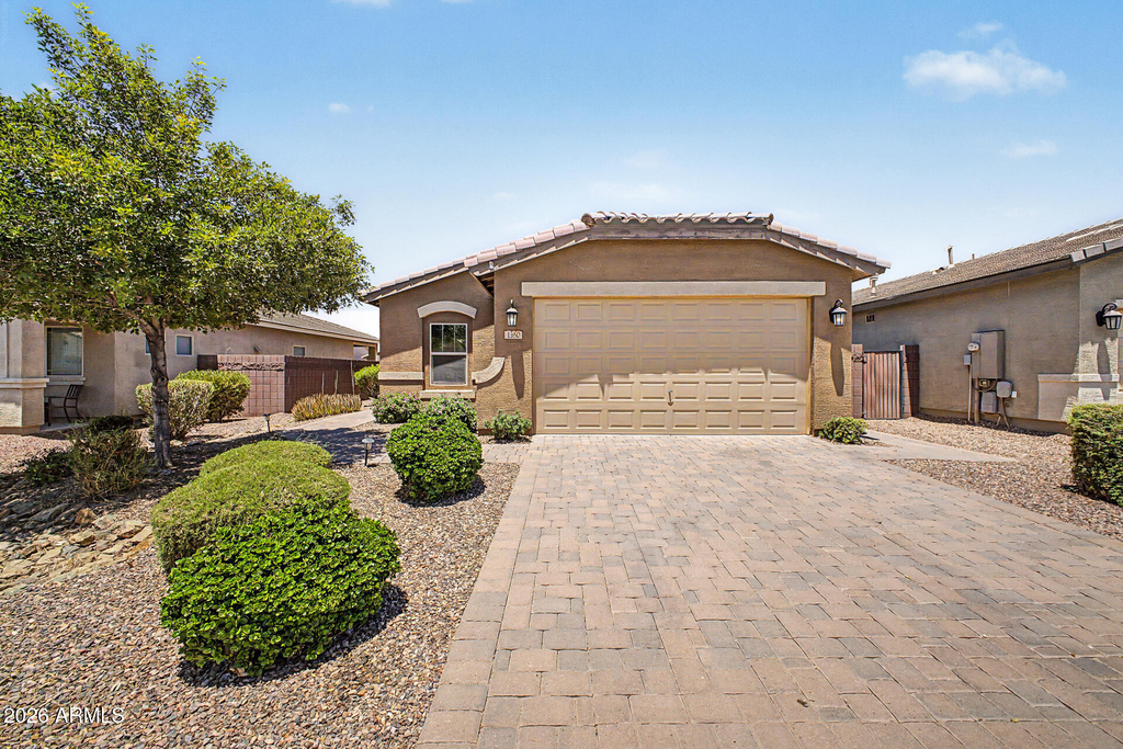1360 W Joshua Tree Avenue - Photo 0