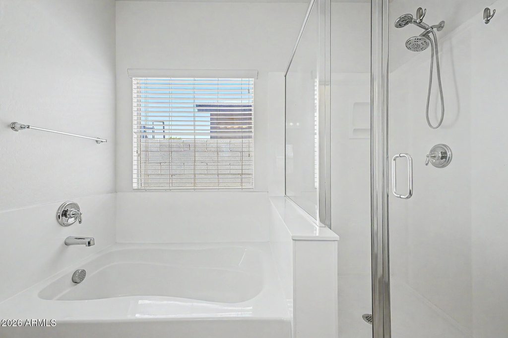 1360 W Joshua Tree Avenue - Photo 20