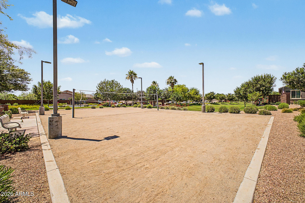 1360 W Joshua Tree Avenue - Photo 43