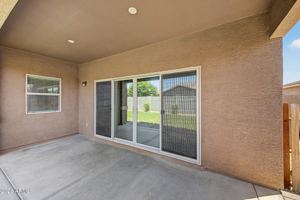 1360 W Joshua Tree Avenue - Photo 32