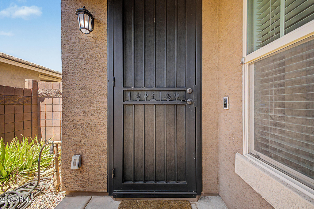 1360 W Joshua Tree Avenue - Photo 3