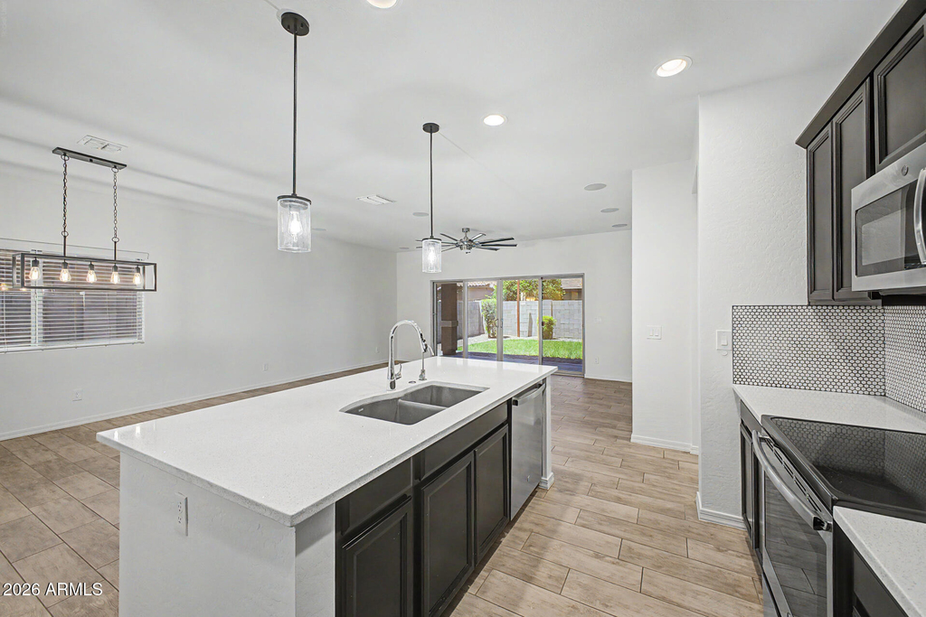 1360 W Joshua Tree Avenue - Photo 14