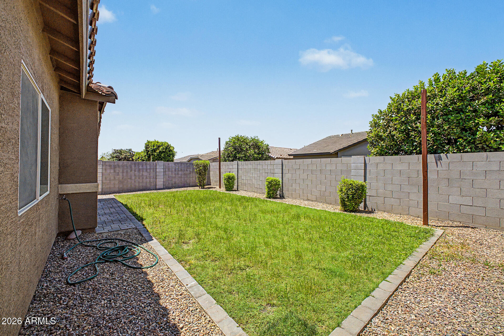 1360 W Joshua Tree Avenue - Photo 37