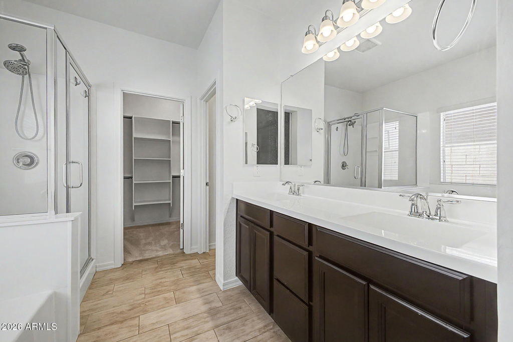1360 W Joshua Tree Avenue - Photo 19