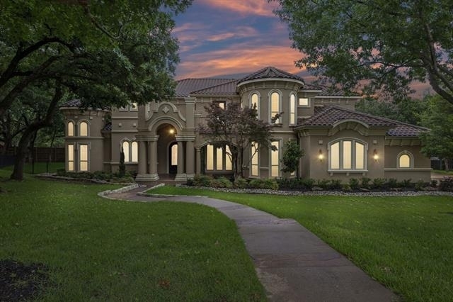 2101 Miracle Point Drive - Photo 0