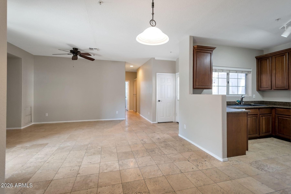 1633 E Lakeside Drive - Photo 7