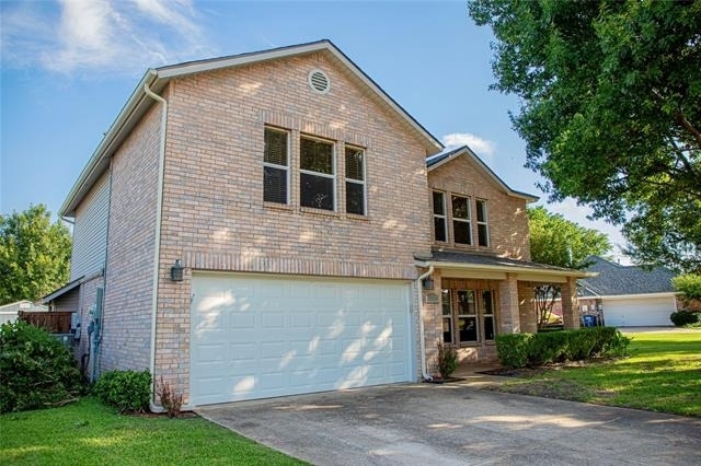 2201 Driskell Lane - Photo 1