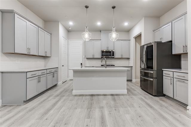 1888 Strand Street - Photo 6