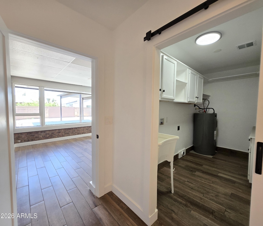 1731 E Redfield Road - Photo 15