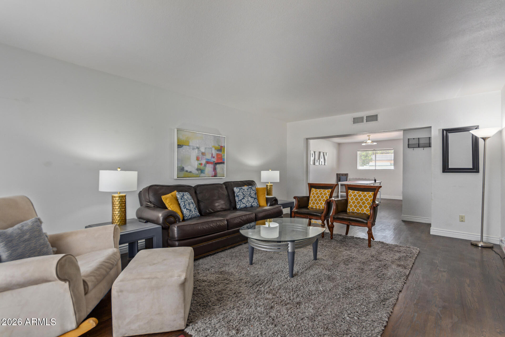 106 E Geneva Drive - Photo 3