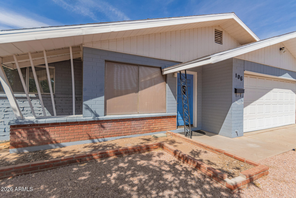 106 E Geneva Drive - Photo 2