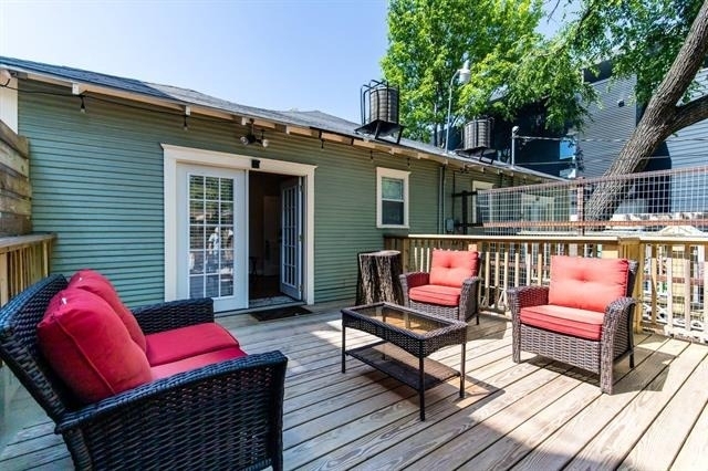 5439 Melrose Avenue - Photo 16