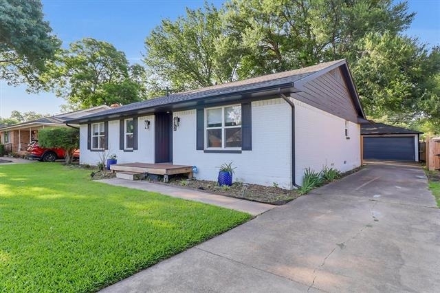 623 Greenleaf Drive - Photo 24