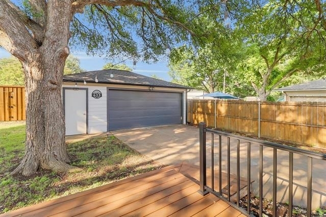 623 Greenleaf Drive - Photo 23