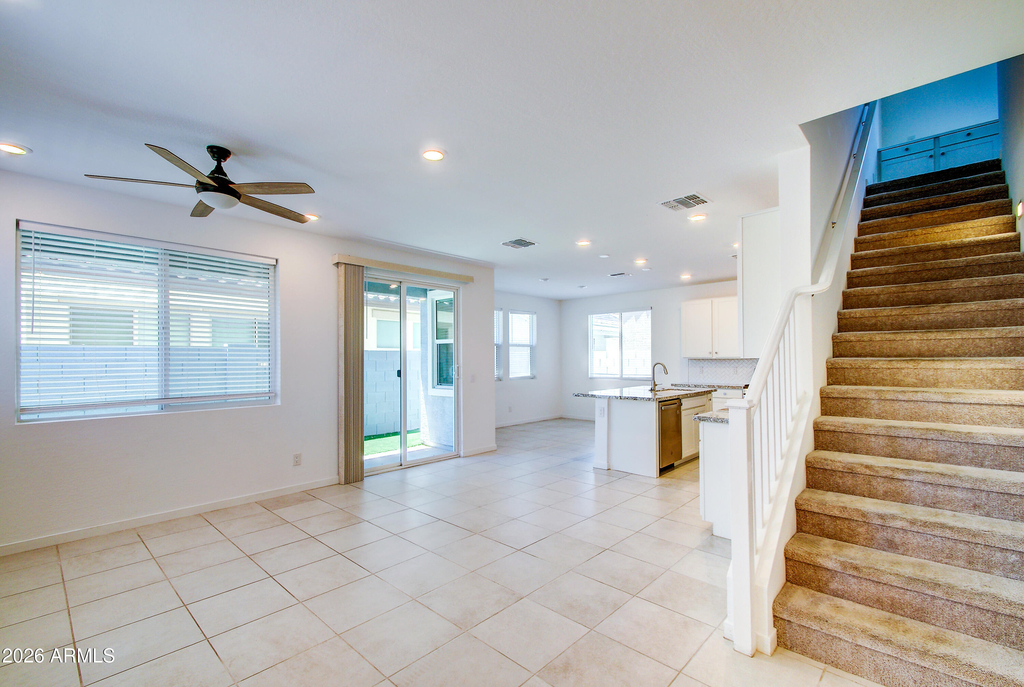 9902 E Tamery Avenue - Photo 3