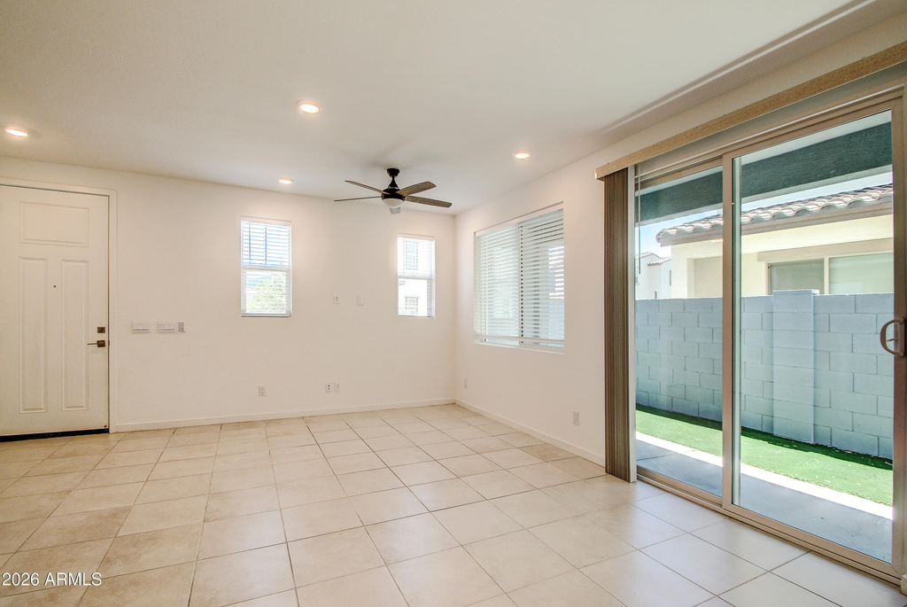 9902 E Tamery Avenue - Photo 9