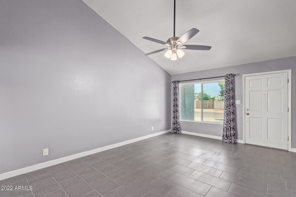 3210 N Jay Street - Photo 7