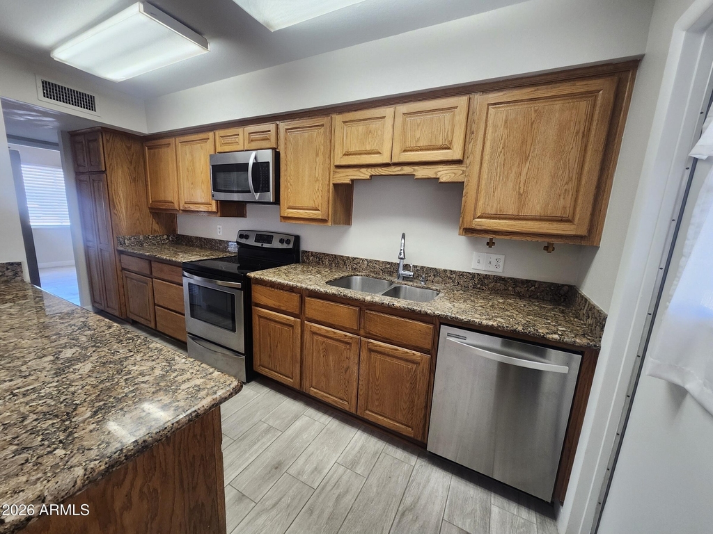 3136 W Port Au Prince Lane - Photo 7