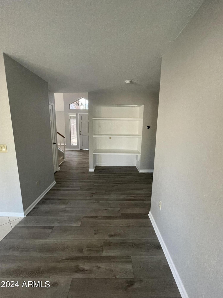 456 E Silver Creek Road - Photo 9