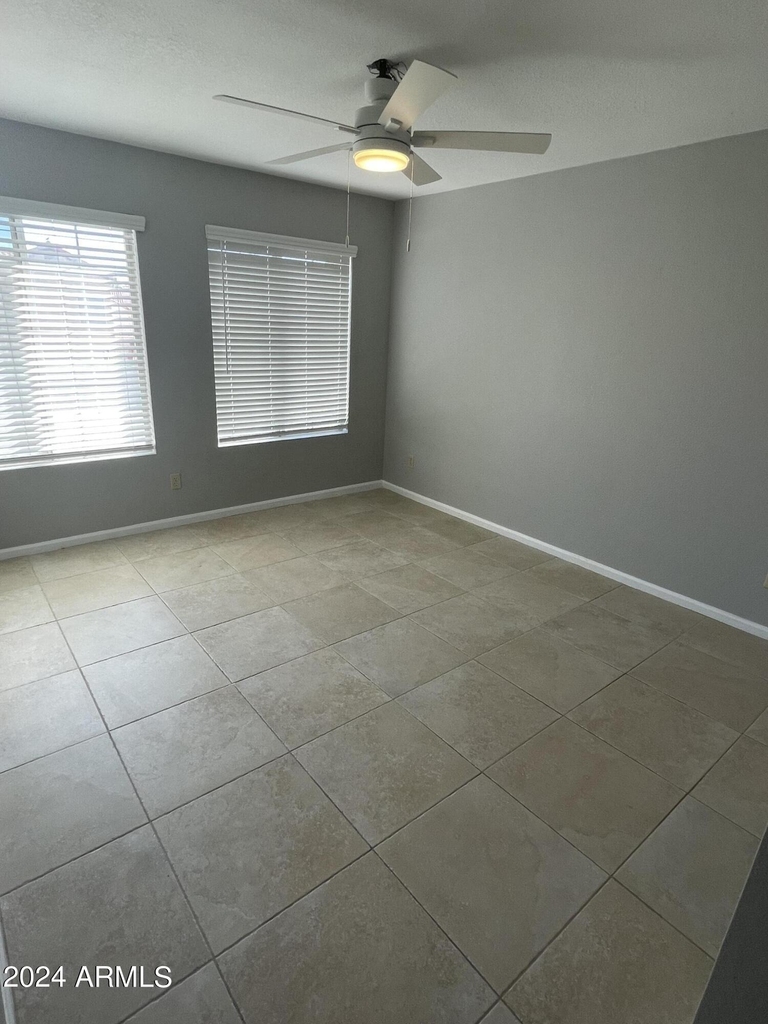 456 E Silver Creek Road - Photo 22