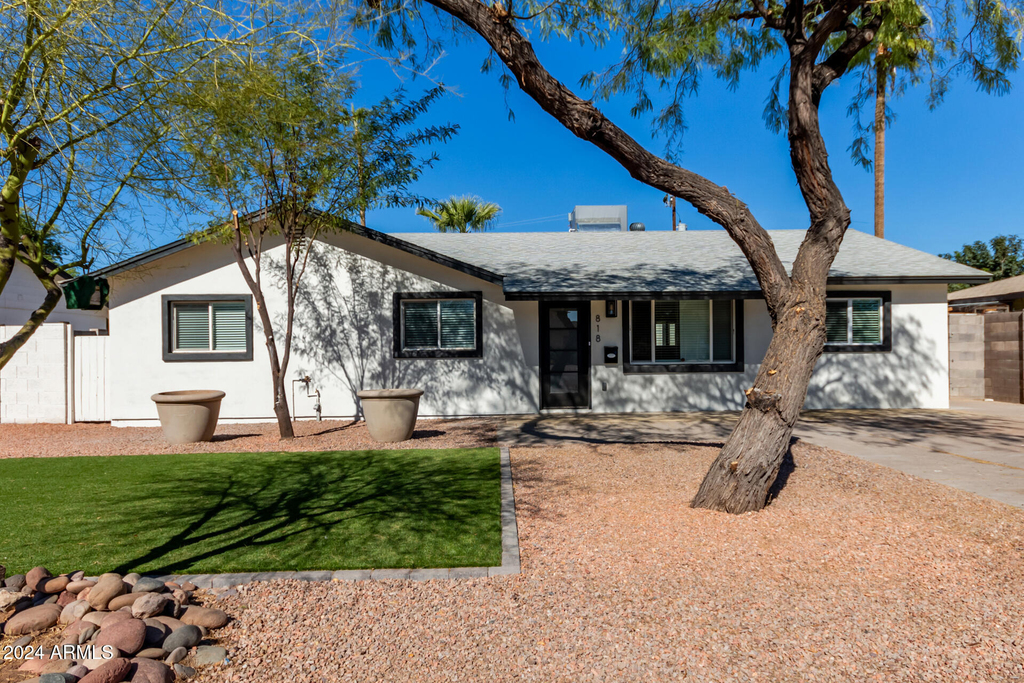 818 W Elna Rae Street - Photo 5