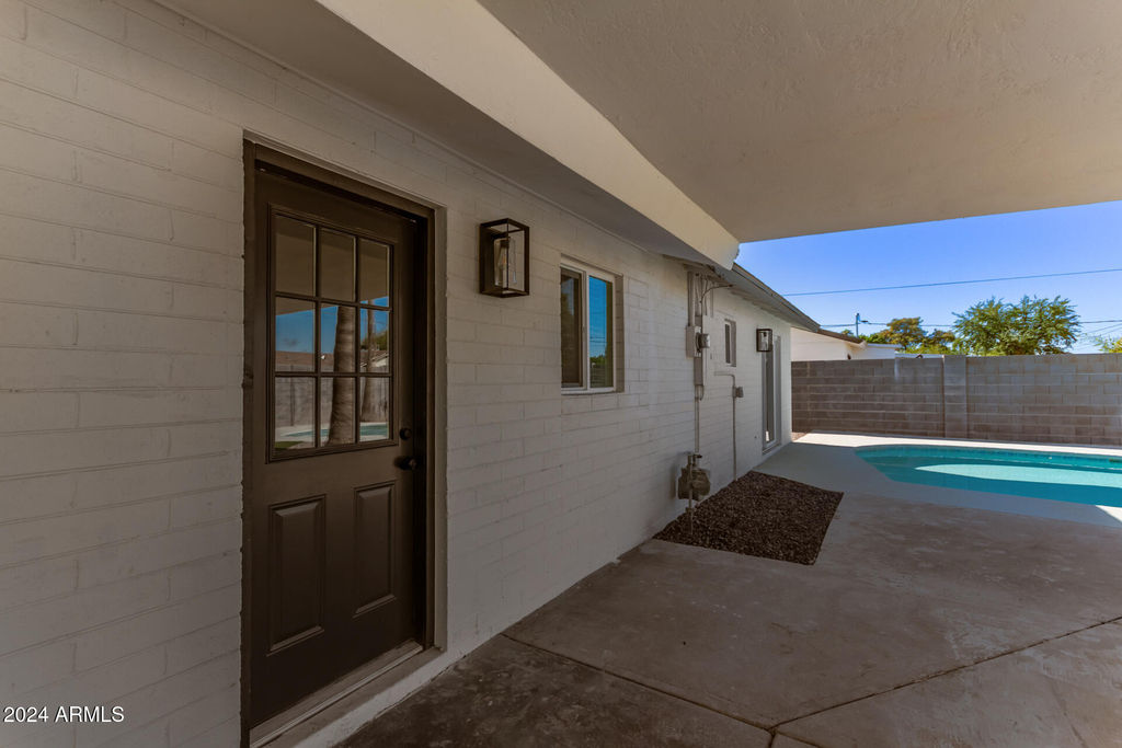 818 W Elna Rae Street - Photo 47