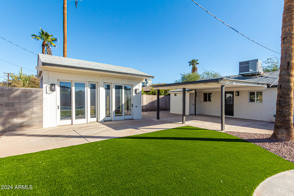 818 W Elna Rae Street - Photo 42