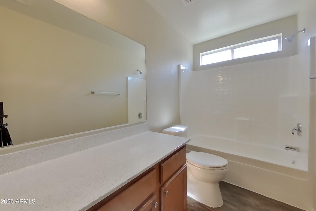 11634 W Vogel Avenue - Photo 8