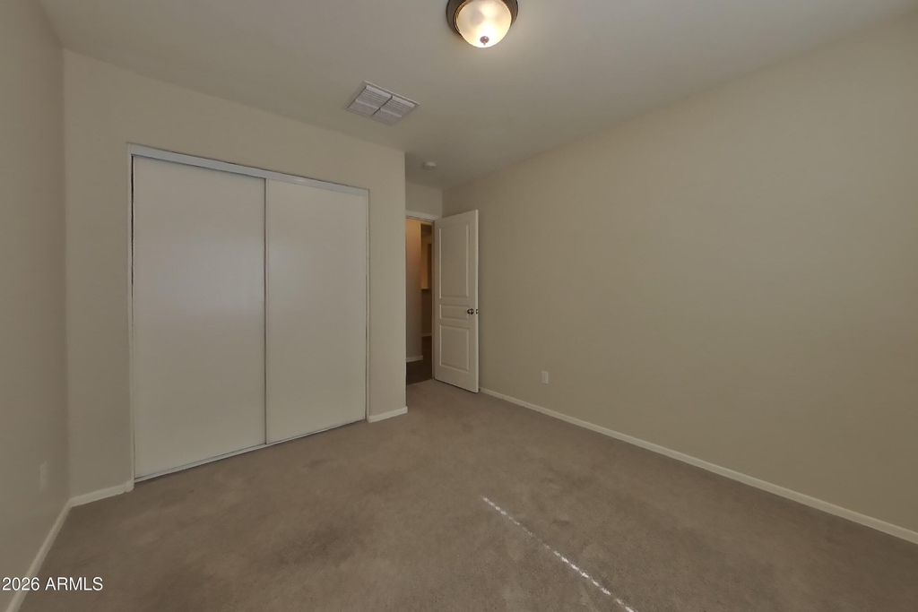 11634 W Vogel Avenue - Photo 11